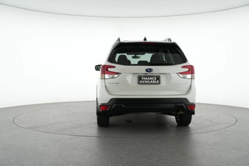 https://vehicle-cdn.autoleague.cloud/30641_U512546_6.jpg