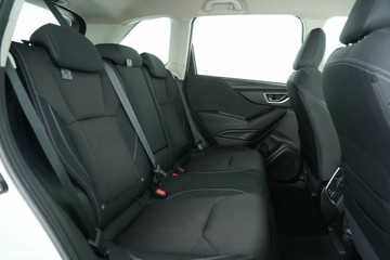 https://vehicle-cdn.autoleague.cloud/30641_U512548_12.jpg