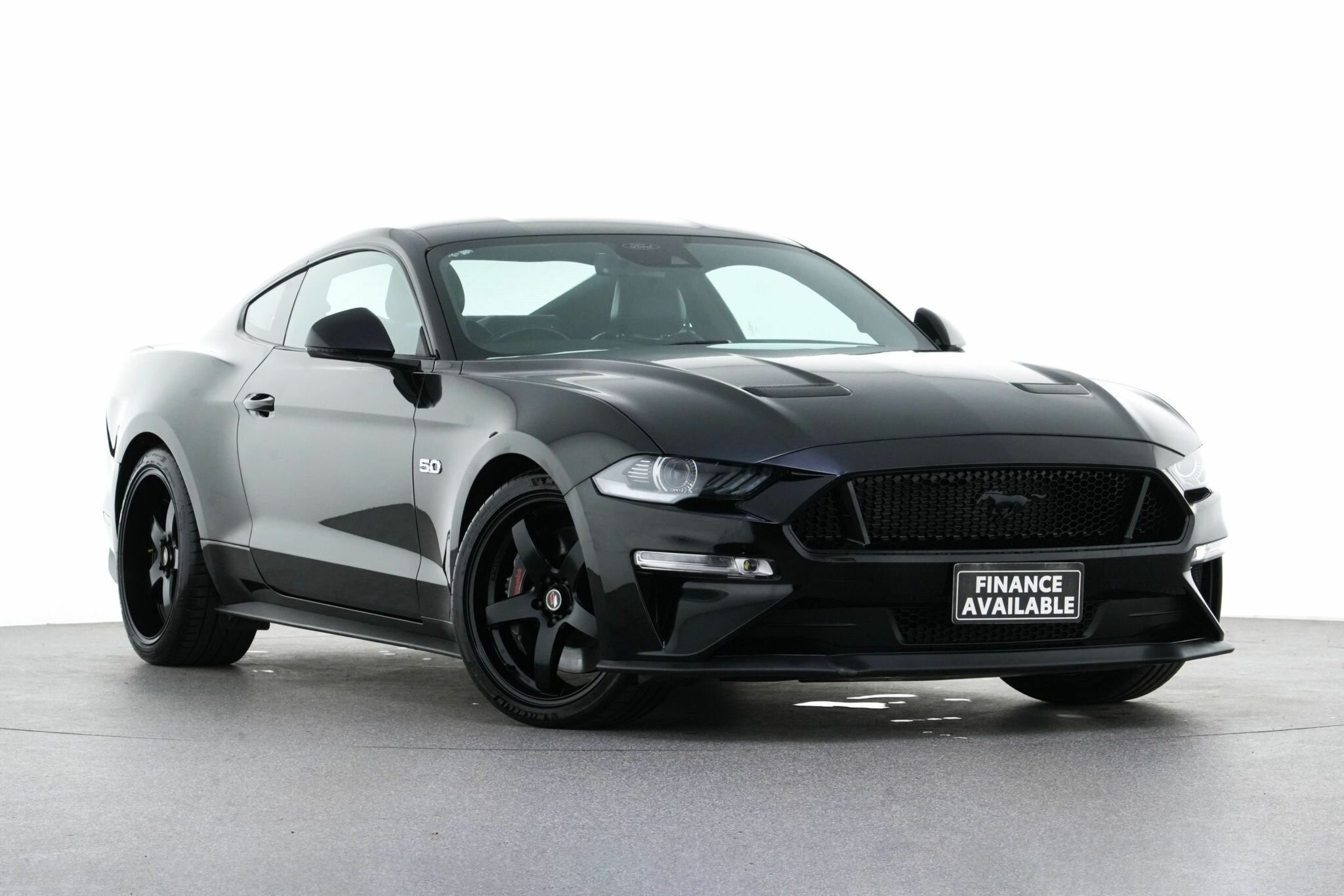 Ford Mustang image 1