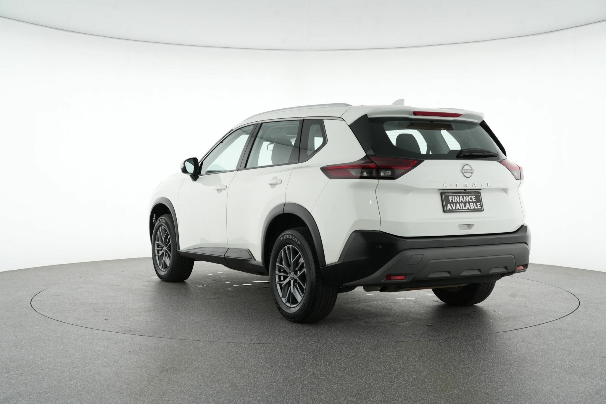 Nissan X-trail image 3