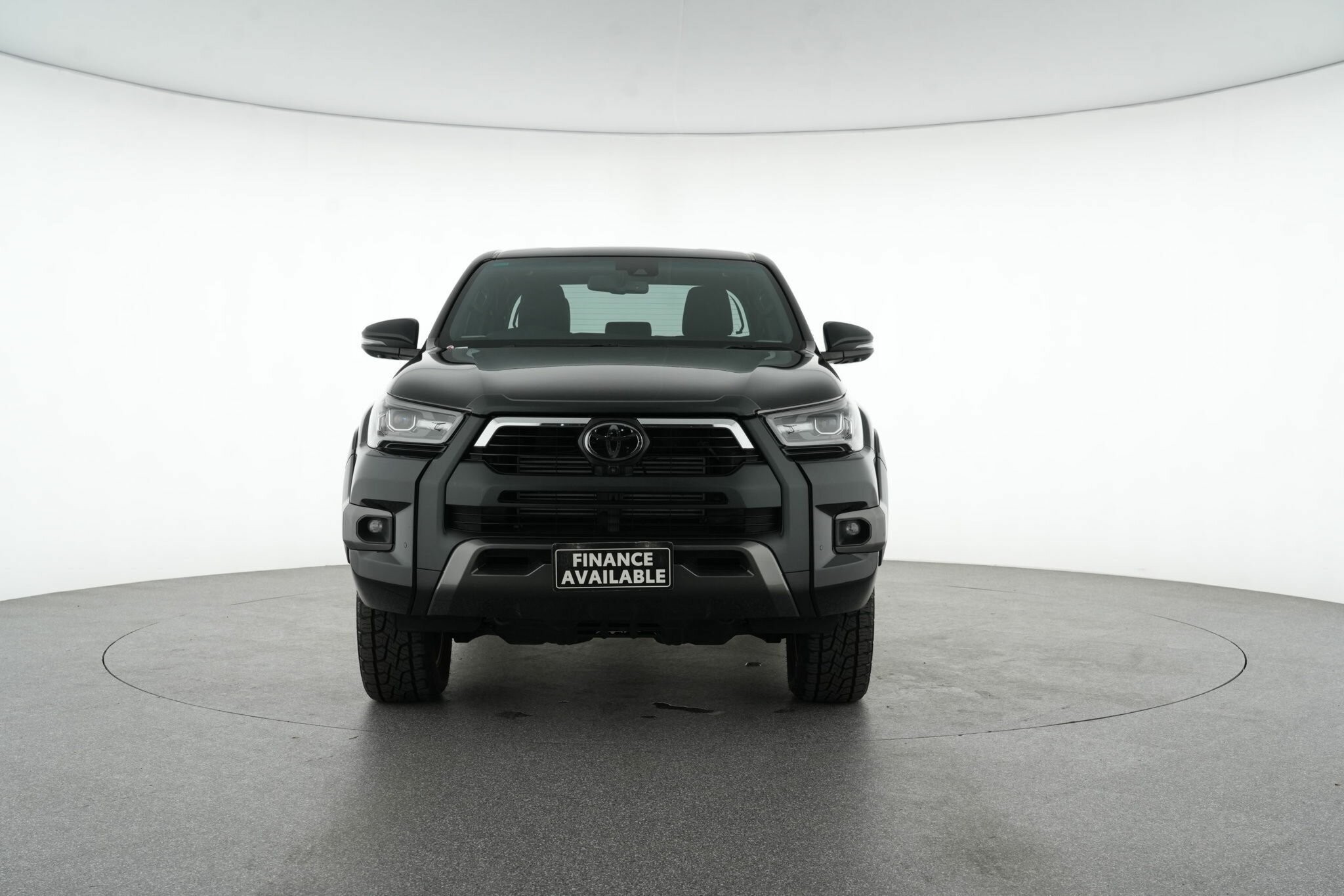 Toyota Hilux image 3