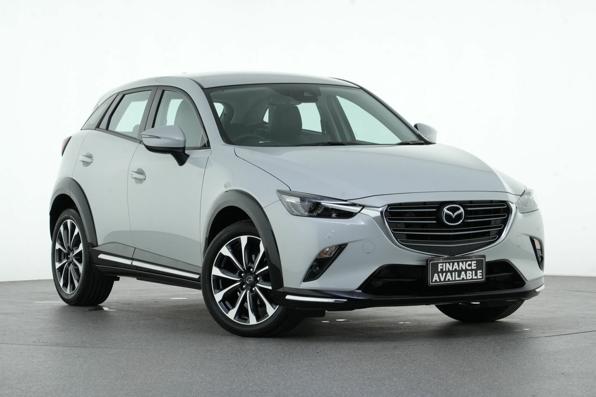 Mazda Cx-3 image 1