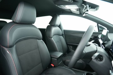 https://vehicle-cdn.autoleague.cloud/30641_U512626_18.jpg