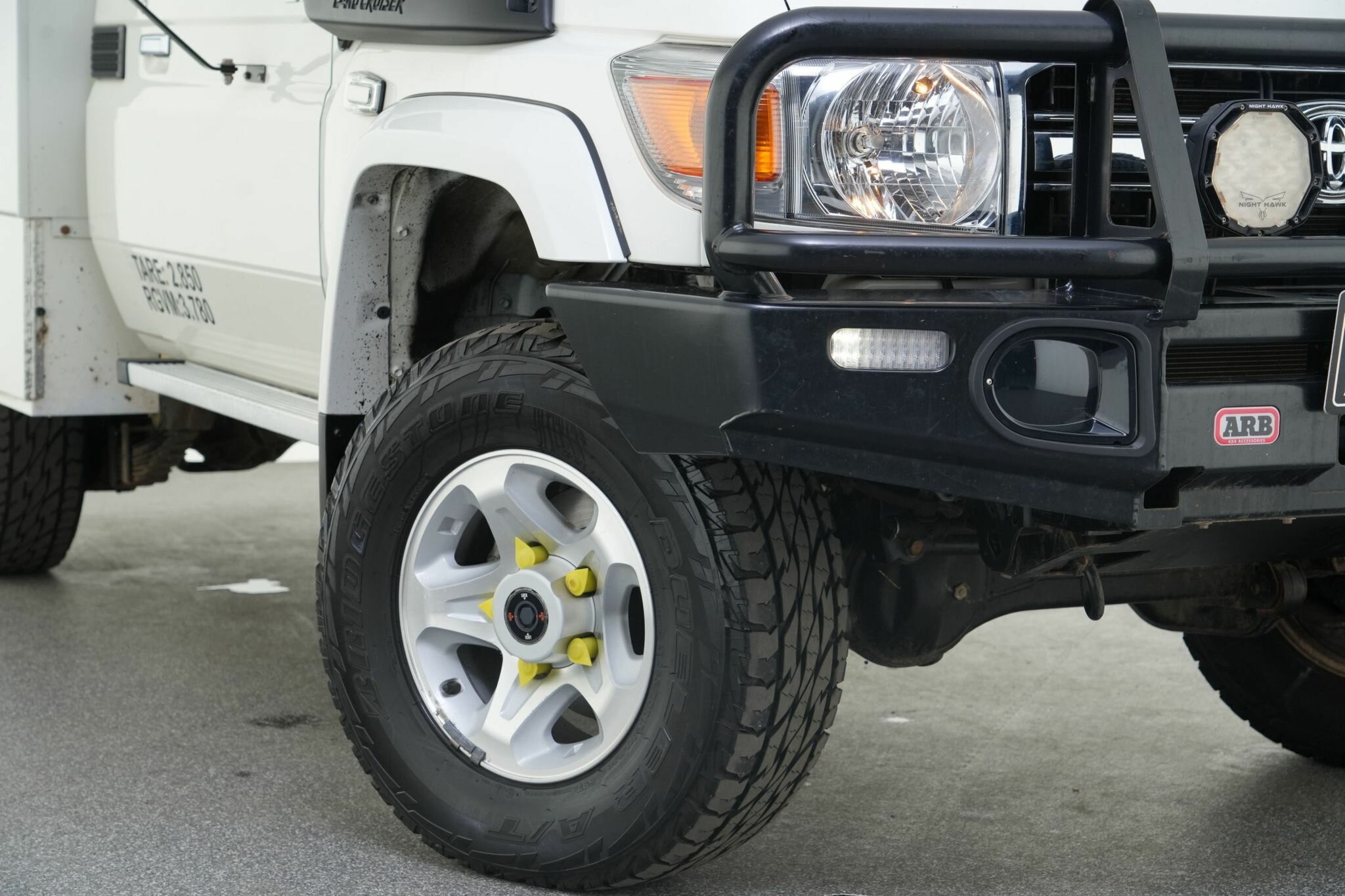 Toyota Landcruiser image 2