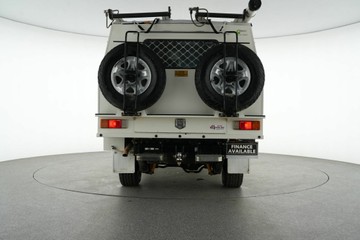 https://vehicle-cdn.autoleague.cloud/30641_U512645_6.jpg