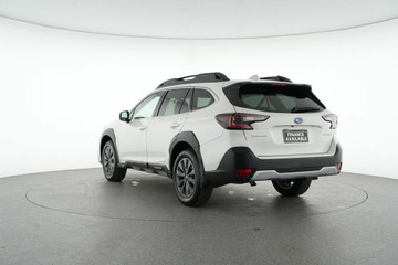 https://vehicle-cdn.autoleague.cloud/30641_U512691_5.jpg