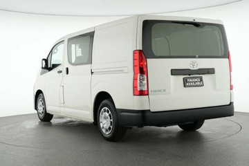https://vehicle-cdn.autoleague.cloud/30641_U512703_6.jpg