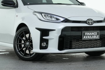 https://vehicle-cdn.autoleague.cloud/30641_U512705_2.jpg