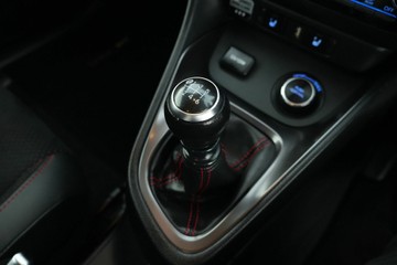 https://vehicle-cdn.autoleague.cloud/30641_U512705_25.jpg