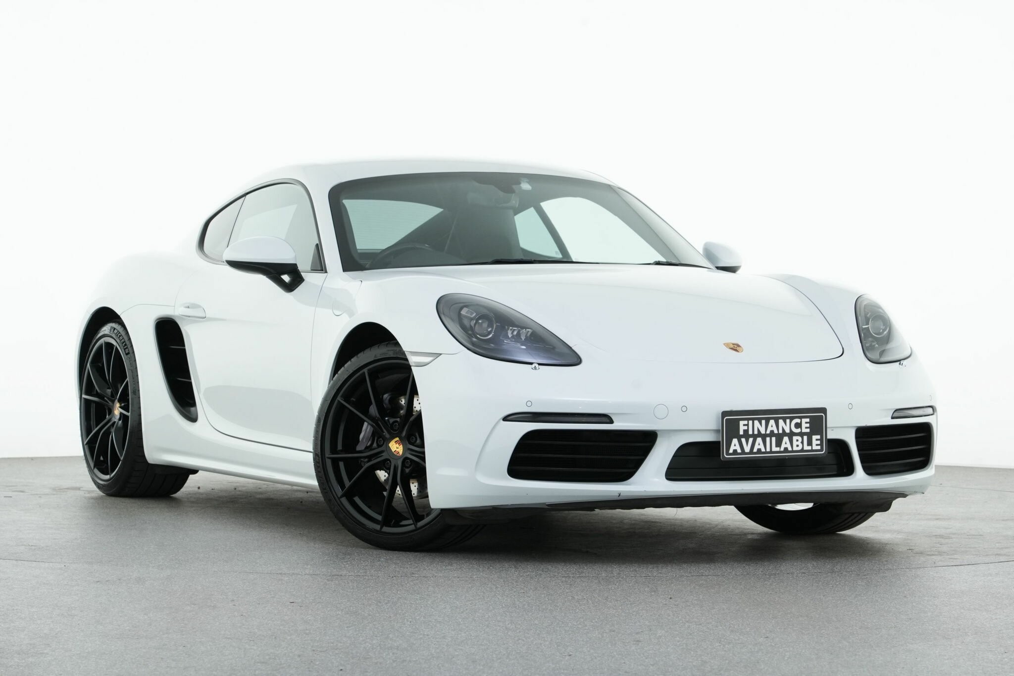 Porsche 718 image 1