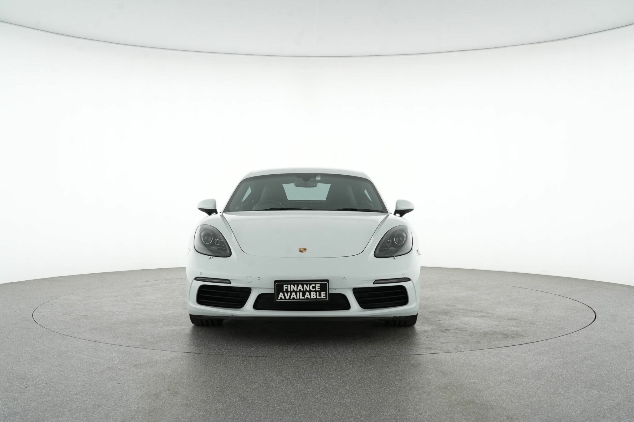 Porsche 718 image 3