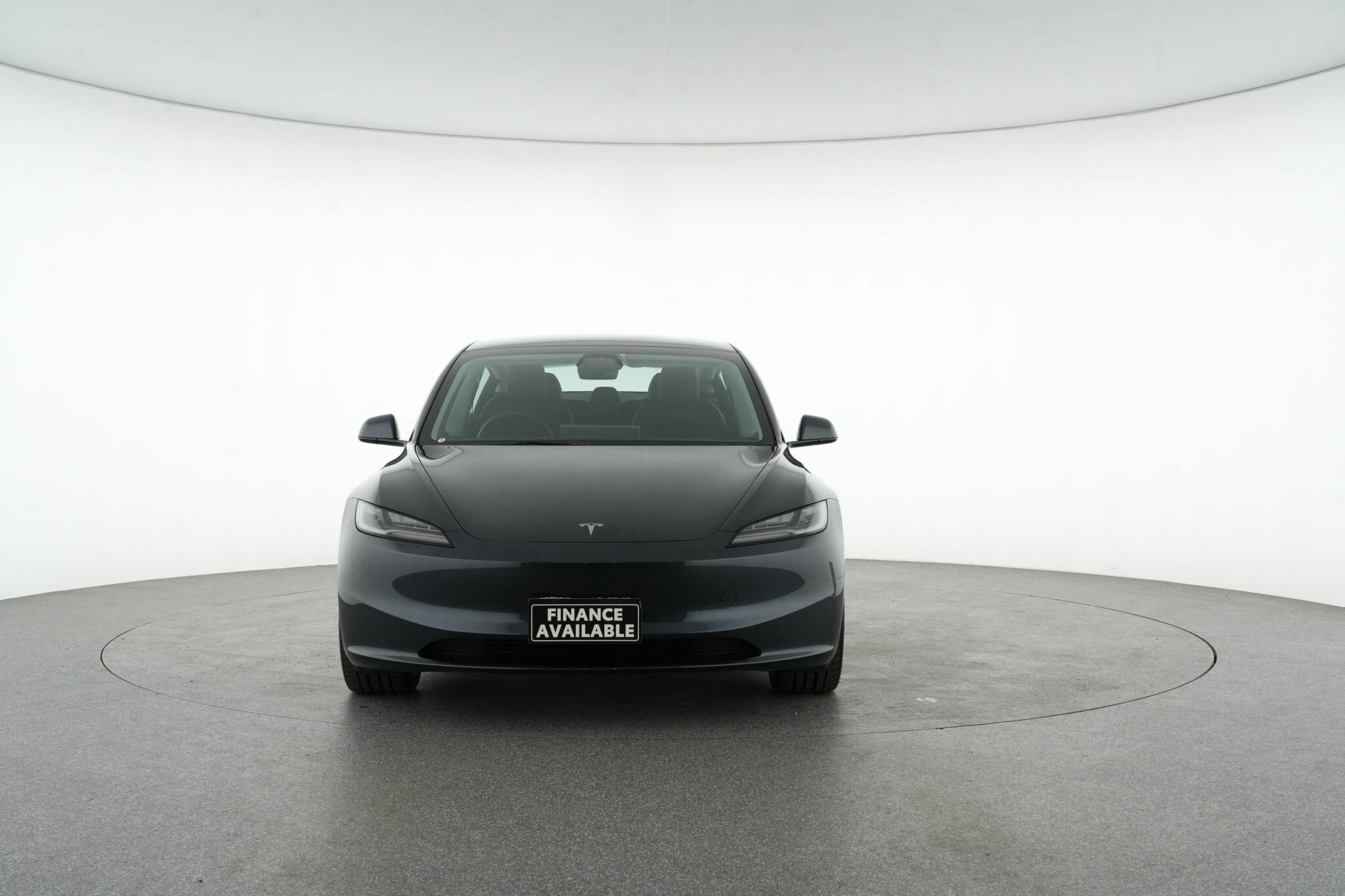 Tesla Model 3 image 3