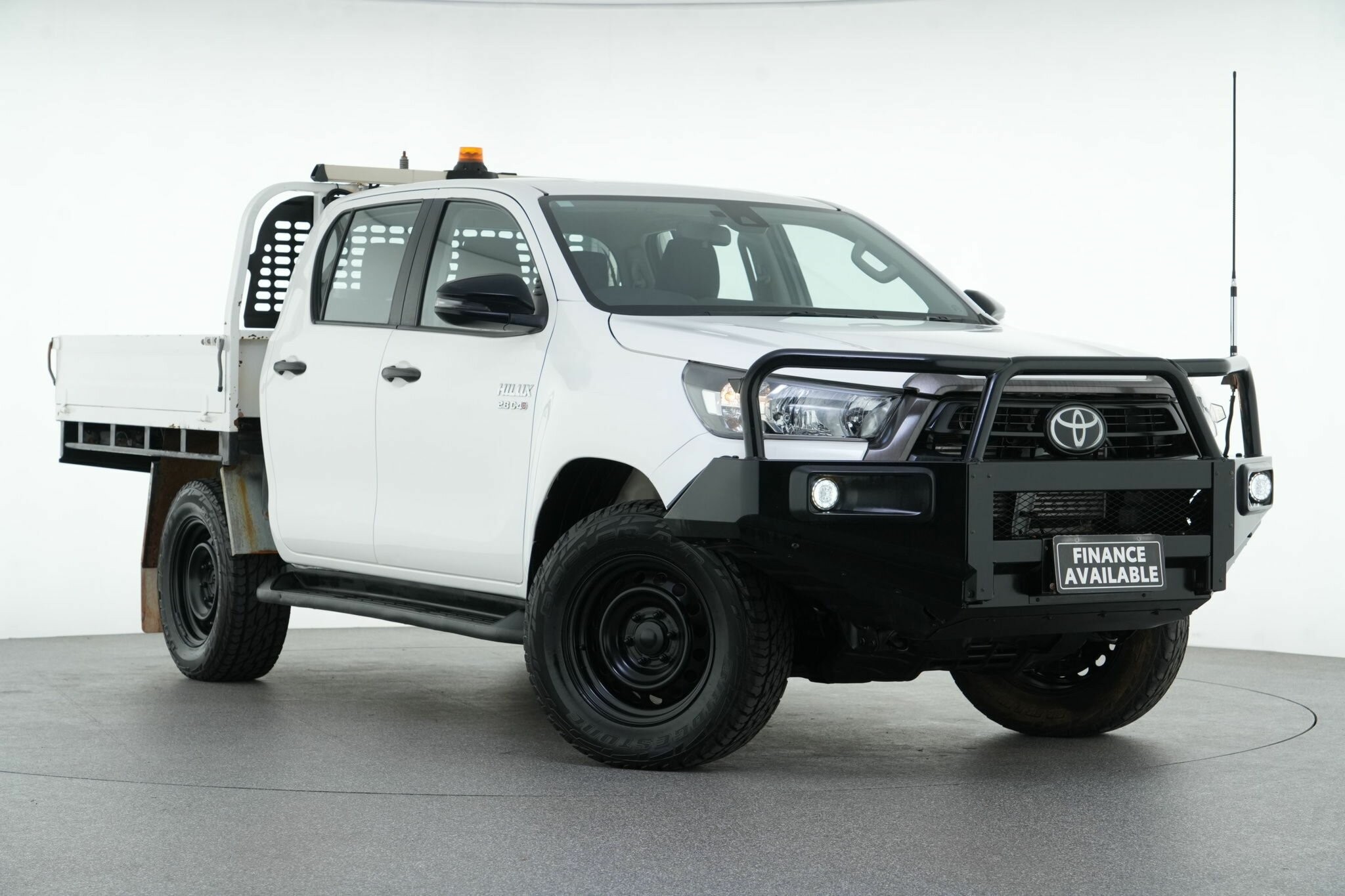 Toyota Hilux image 1