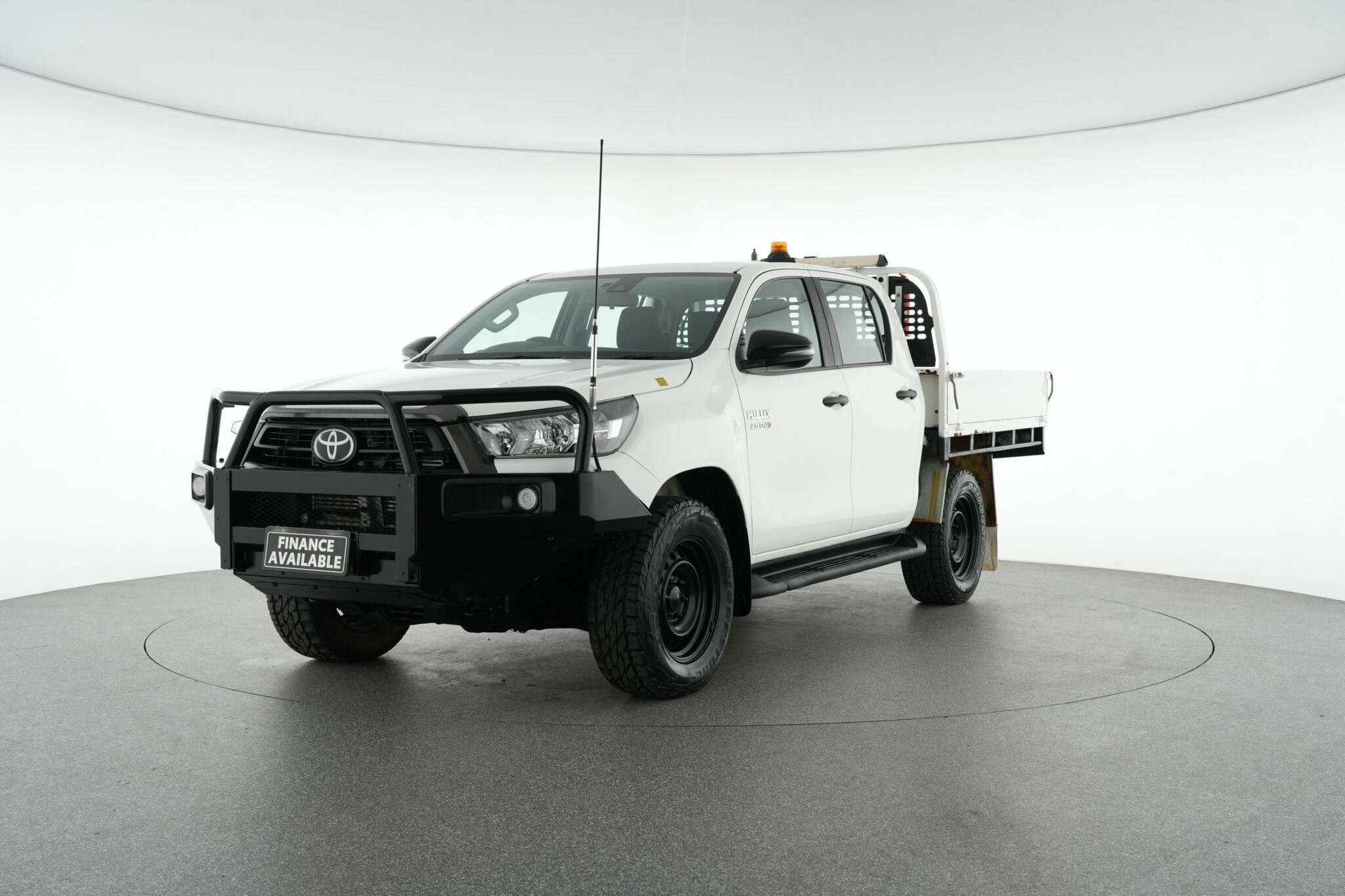 Toyota Hilux image 4
