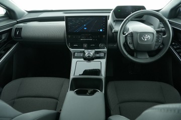 https://vehicle-cdn.autoleague.cloud/30641_U512719_13.jpg