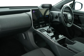 https://vehicle-cdn.autoleague.cloud/30641_U512719_24.jpg