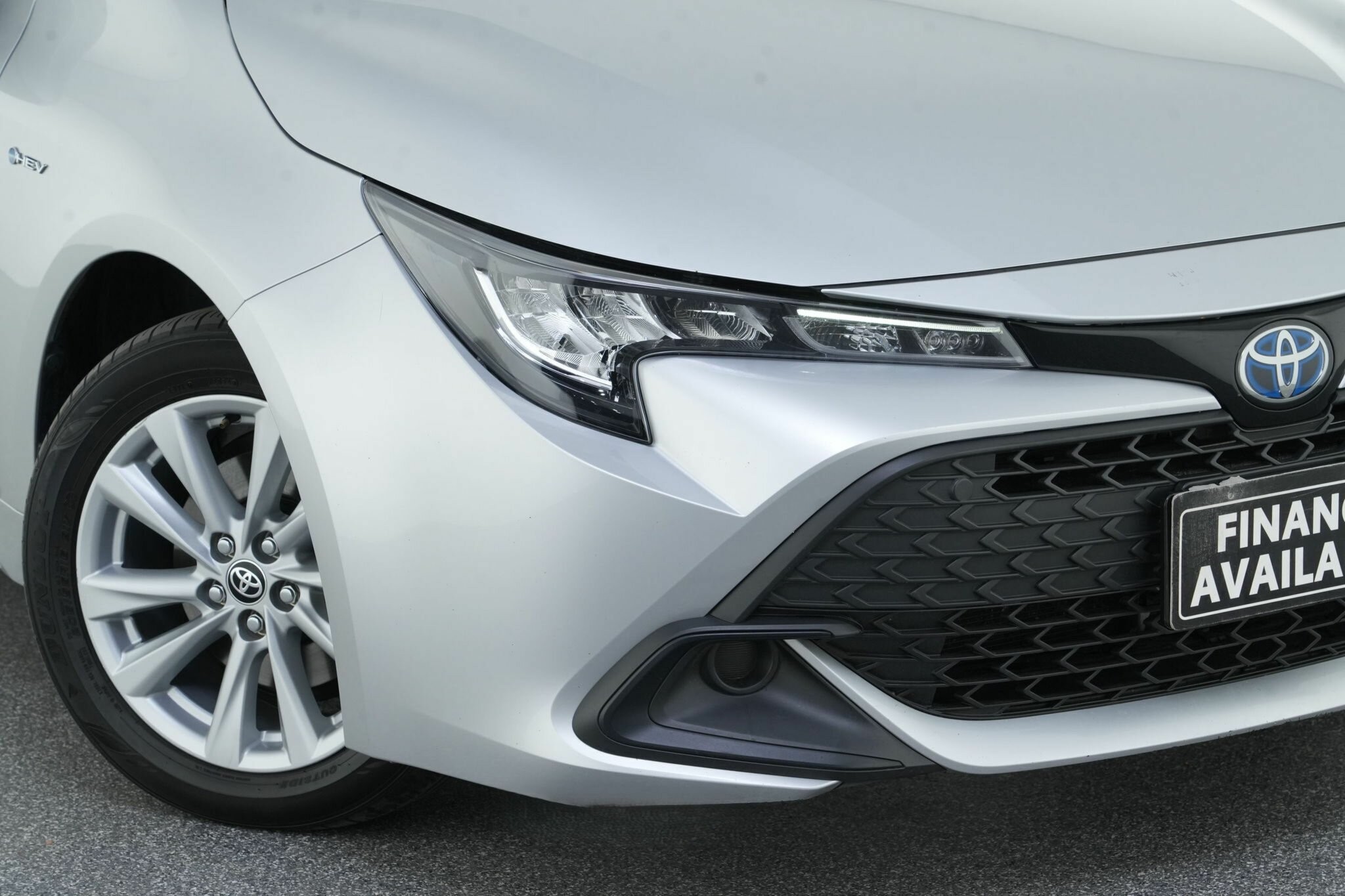 Toyota Corolla image 2