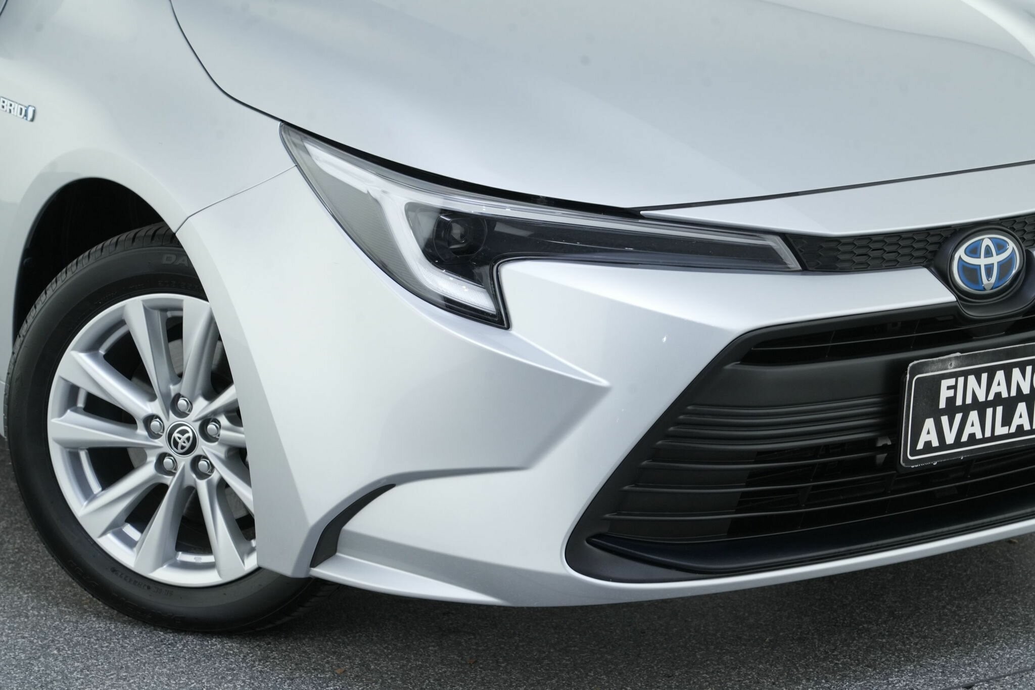 Toyota Corolla image 2