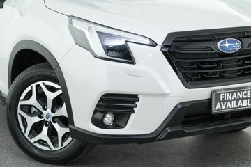 https://vehicle-cdn.autoleague.cloud/30641_U512725_2.jpg