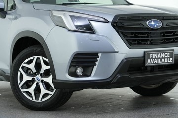 https://vehicle-cdn.autoleague.cloud/30641_U512726_2.jpg