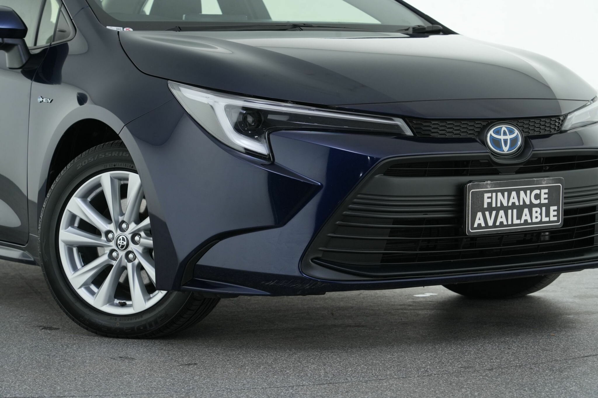 Toyota Corolla image 2