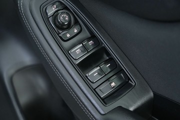 https://vehicle-cdn.autoleague.cloud/30641_U512732_16.jpg