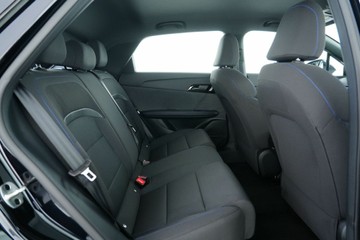 https://vehicle-cdn.autoleague.cloud/30641_U512747_12.jpg
