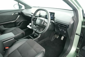 https://vehicle-cdn.autoleague.cloud/30641_U512748_12.jpg