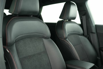 https://vehicle-cdn.autoleague.cloud/30641_U512748_14.jpg