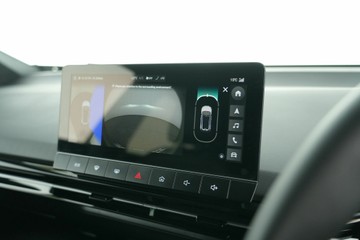 https://vehicle-cdn.autoleague.cloud/30641_U512748_23.jpg