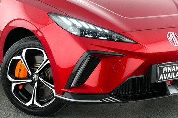 https://vehicle-cdn.autoleague.cloud/30641_U512749_2.jpg