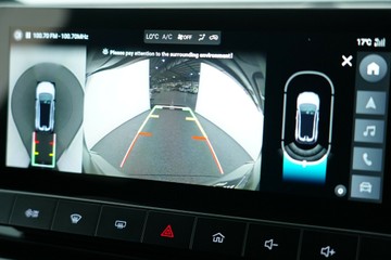 https://vehicle-cdn.autoleague.cloud/30641_U512752_22.jpg