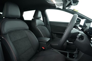 https://vehicle-cdn.autoleague.cloud/30641_U512754_16.jpg