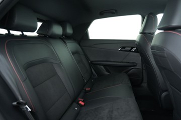 https://vehicle-cdn.autoleague.cloud/30641_U512756_12.jpg