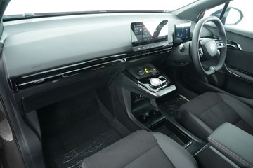 https://vehicle-cdn.autoleague.cloud/30641_U512756_25.jpg