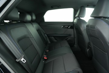 https://vehicle-cdn.autoleague.cloud/30641_U512758_12.jpg