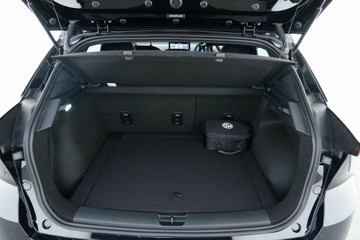 https://vehicle-cdn.autoleague.cloud/30641_U512760_10.jpg