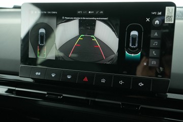 https://vehicle-cdn.autoleague.cloud/30641_U512762_22.jpg