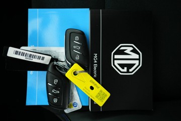 https://vehicle-cdn.autoleague.cloud/30641_U512763_31.jpg