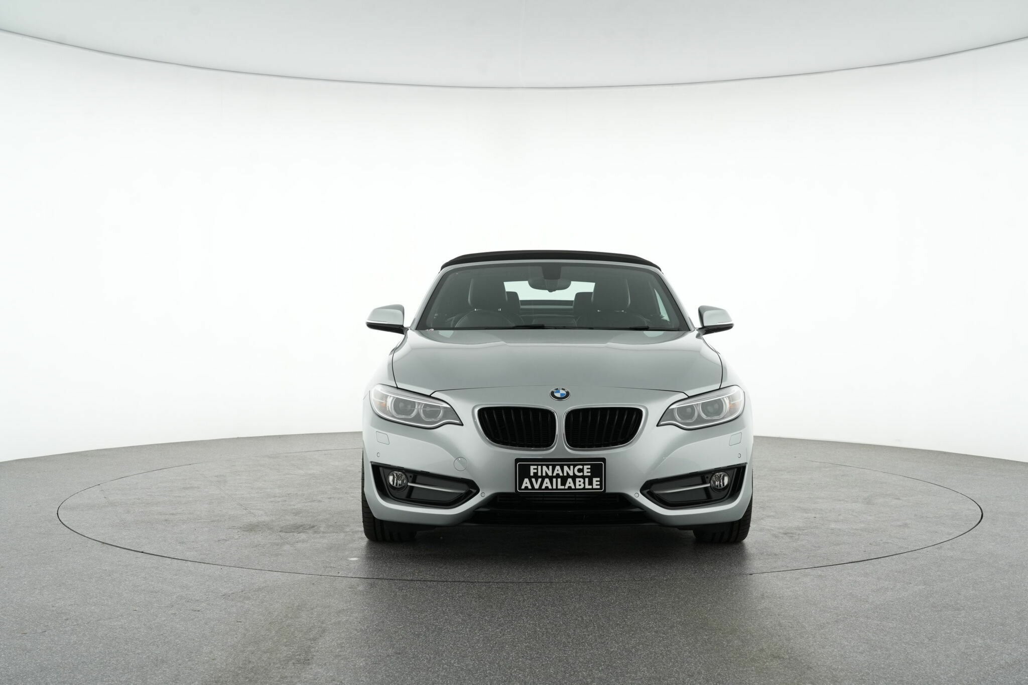 BMW 2 Series image 4