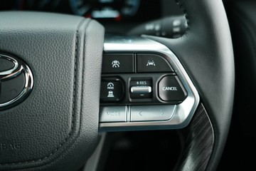 https://vehicle-cdn.autoleague.cloud/30641_U512796_24.jpg