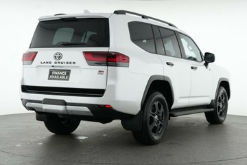 https://vehicle-cdn.autoleague.cloud/30641_U512796_7.jpg