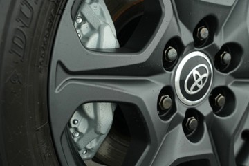 https://vehicle-cdn.autoleague.cloud/30641_U512796_9.jpg
