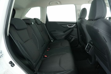 https://vehicle-cdn.autoleague.cloud/30641_U512804_13.jpg