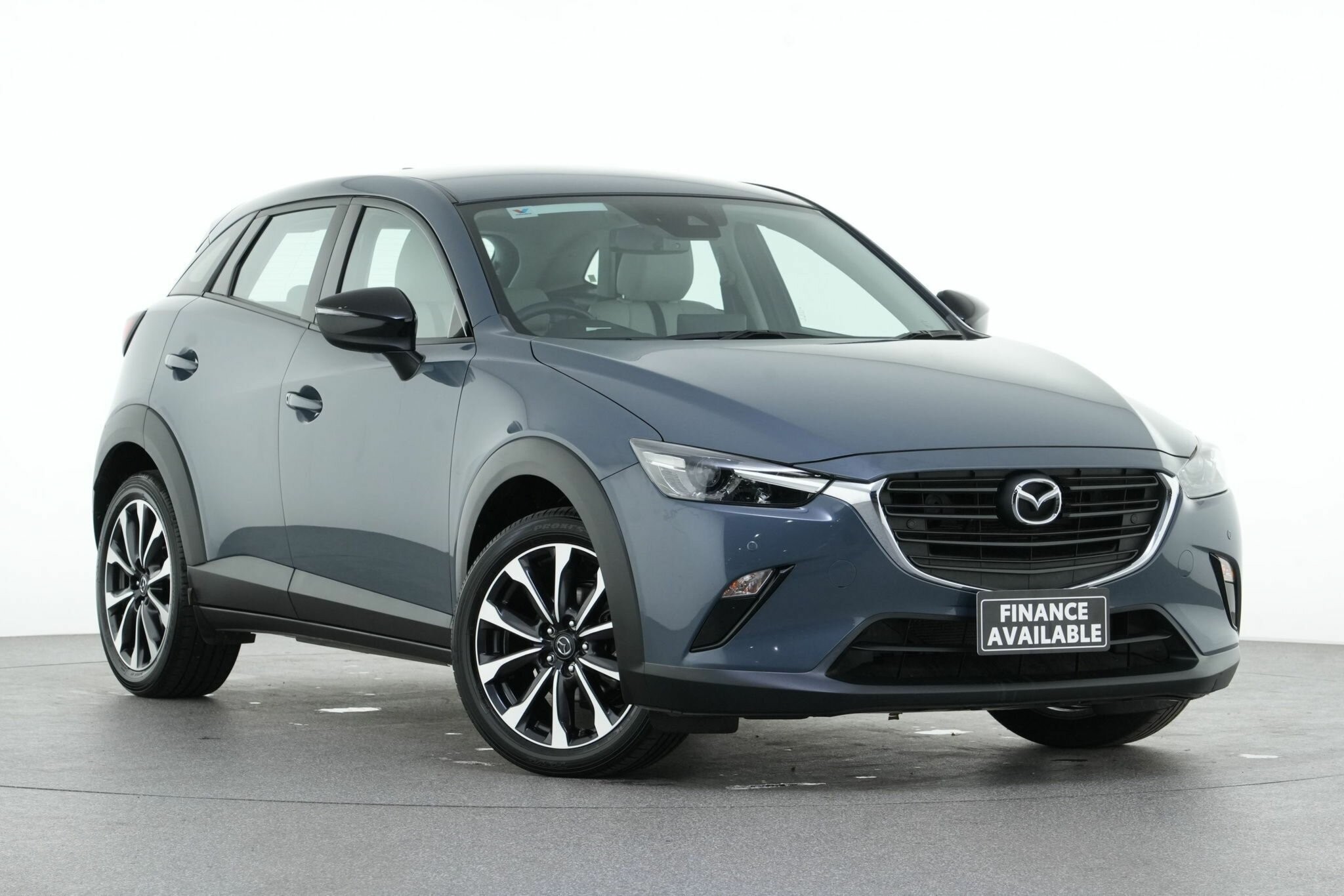 Mazda Cx-3 image 1