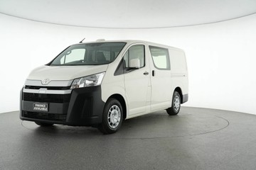 https://vehicle-cdn.autoleague.cloud/30641_U512813_4.jpg