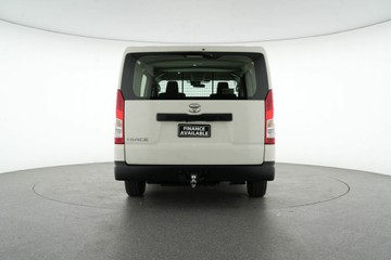 https://vehicle-cdn.autoleague.cloud/30641_U512813_6.jpg