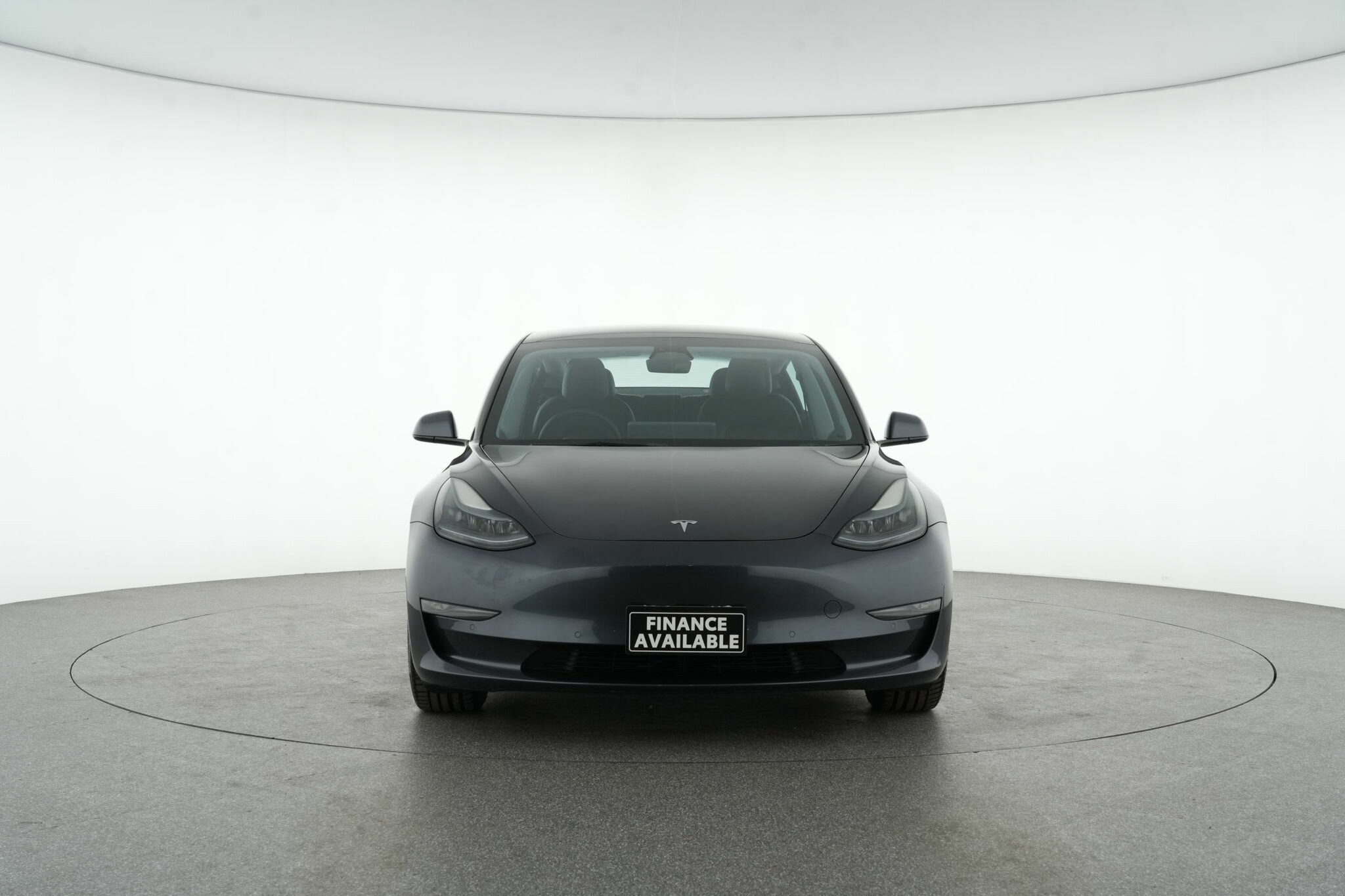 Tesla Model 3 image 3
