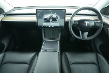 https://vehicle-cdn.autoleague.cloud/30641_U512818_12.jpg