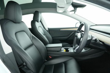 https://vehicle-cdn.autoleague.cloud/30641_U512818_13.jpg